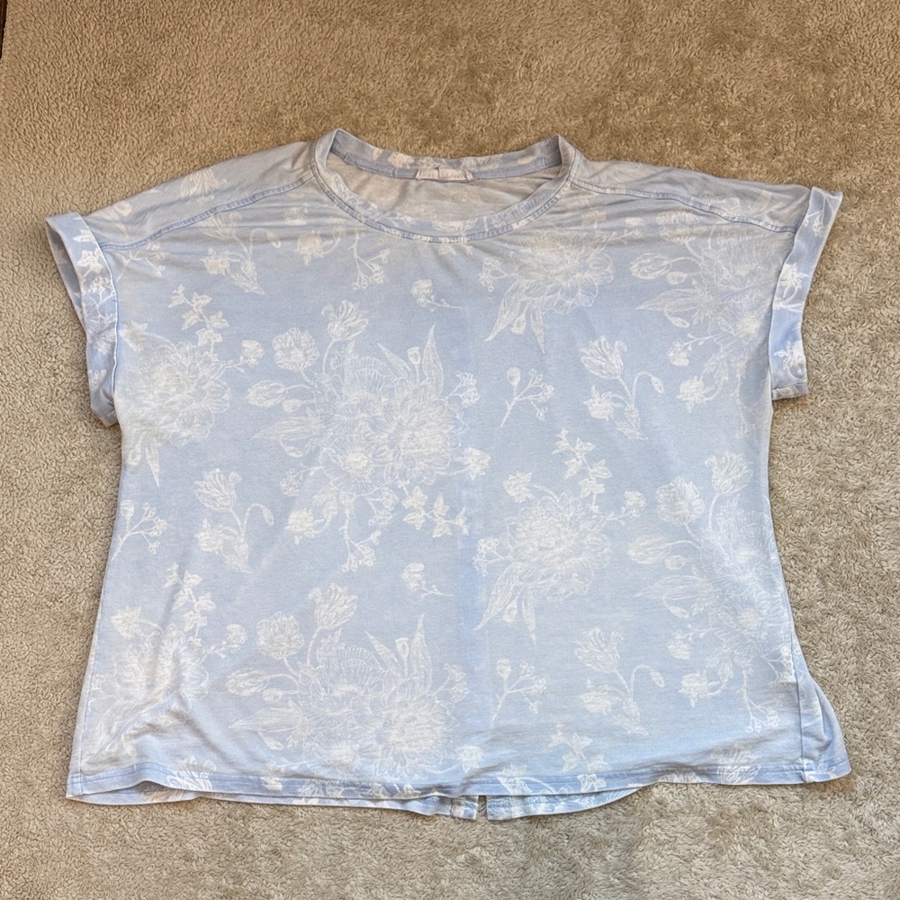Jane and Delancey Light Blue Floral Short Sleeve Top